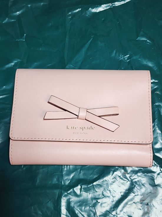 kate spade Handbags - kate spade Light Pink Bow Continental Wallet NWT But Is Cracking